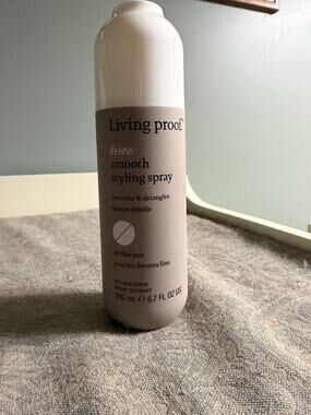 Living proof smooth styling spray 200 mL